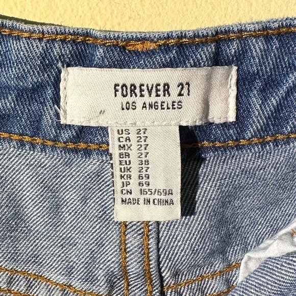Forever 21 Women's Jean Skirt, size 27 - Picture 3 of 4